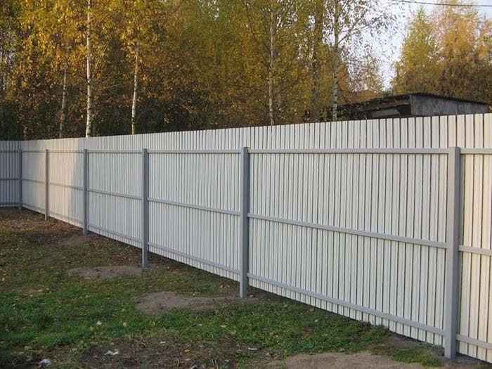 Столбы для забора и ограждений в Лисьем Носе и ЛО